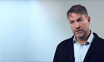 Vorschaubild zum Video "Prof. Dr. Wiendl erklärt die Diagnose von NMOSD"